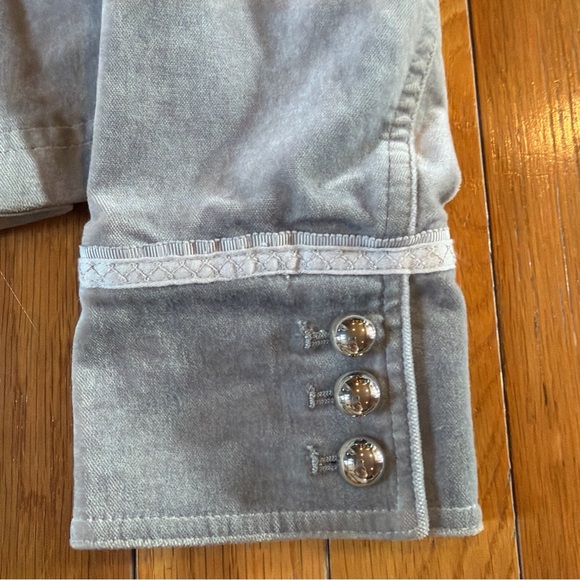 White House Black Market WHBM Ruffle Edge Suede Jacket Blazer Sz 6 Light Gray - Picture 5 of 8